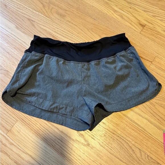 Champion Pants - Champion Black and Gray Athletic Shorts, size large